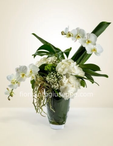 composizione phalenops e vaso cristallo