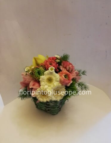 composizione in cesto